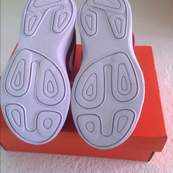 🔥🔥HOST PICK 🔥🔥NEW NIKE REVOLUTION 4 5C SNEAKERS INFANT TODDLER CHILDREN RED - Picture 7 of 8